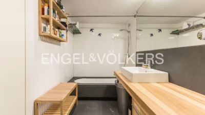 Duplex on Calle de Valliciergo photo 23