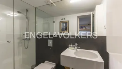 Duplex on Calle de Valliciergo photo 24
