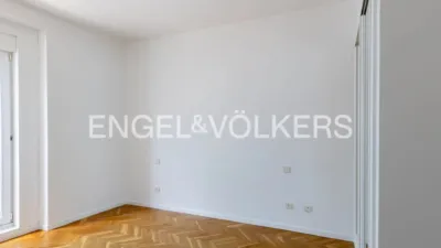 Apartment on Calle de las Infantas photo 11