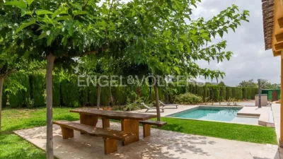 Casa en alquiler en Carrer de la Foia de Bunyol, Urbanizaciones Cumbres de Calicanto-Manyes-Barbeta (Torrent) de 1.950 €<span>/mes</span>