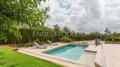 Casa en alquiler en Carrer de la Foia de Bunyol, Urbanizaciones Cumbres de Calicanto-Manyes-Barbeta (Torrent) de 1.950 €<span>/mes</span>