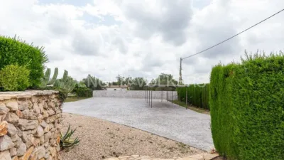 Casa en alquiler en Carrer de la Foia de Bunyol, Urbanizaciones Cumbres de Calicanto-Manyes-Barbeta (Torrent) de 1.950 €<span>/mes</span>