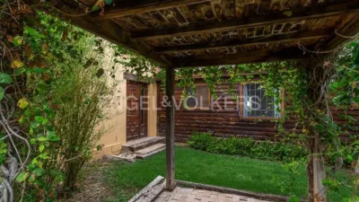 Casa en alquiler en Carrer de la Foia de Bunyol, Urbanizaciones Cumbres de Calicanto-Manyes-Barbeta (Torrent) de 1.950 €<span>/mes</span>