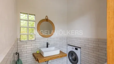 Casa en alquiler en Carrer de la Foia de Bunyol, Urbanizaciones Cumbres de Calicanto-Manyes-Barbeta (Torrent) de 1.950 €<span>/mes</span>