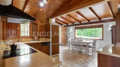 Casa en alquiler en Carrer de la Foia de Bunyol, Urbanizaciones Cumbres de Calicanto-Manyes-Barbeta (Torrent) de 1.950 €<span>/mes</span>