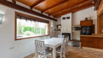 Casa en alquiler en Carrer de la Foia de Bunyol, Urbanizaciones Cumbres de Calicanto-Manyes-Barbeta (Torrent) de 1.950 €<span>/mes</span>