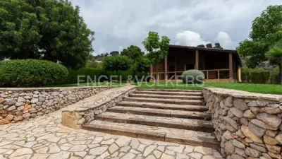 Casa en alquiler en Carrer de la Foia de Bunyol, Urbanizaciones Cumbres de Calicanto-Manyes-Barbeta (Torrent) de 1.950 €<span>/mes</span>