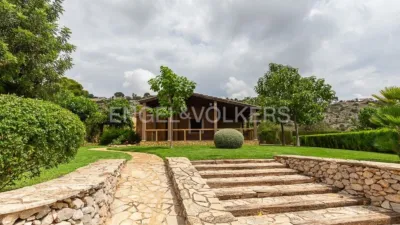 Casa en alquiler en Carrer de la Foia de Bunyol, Urbanizaciones Cumbres de Calicanto-Manyes-Barbeta (Torrent) de 1.950 €<span>/mes</span>