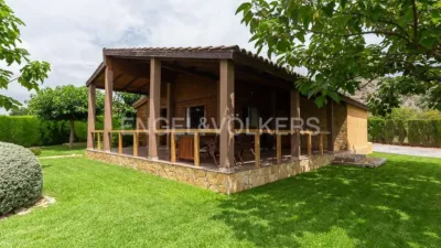 Casa en alquiler en Carrer de la Foia de Bunyol, Urbanizaciones Cumbres de Calicanto-Manyes-Barbeta (Torrent) de 1.950 €<span>/mes</span>