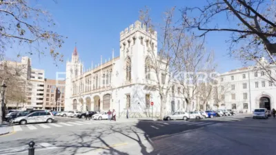 Piso en alquiler en Carrer de Don Armando Palacio Valdés - Imagen 32