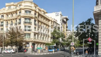 Ático en alquiler en Calle de Sagasta - Imagen 34