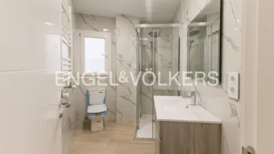 Piso en alquiler en Calle de María de Guzmán, cerca de Calle de Santa Engracia - Imagen 25