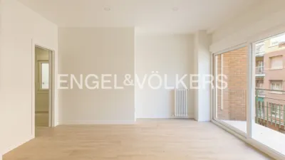 Piso en alquiler en Calle de María de Guzmán, cerca de Calle de Santa Engracia - Imagen 3