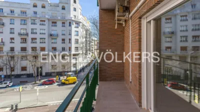 Piso en alquiler en Calle de María de Guzmán, cerca de Calle de Santa Engracia - Imagen 5