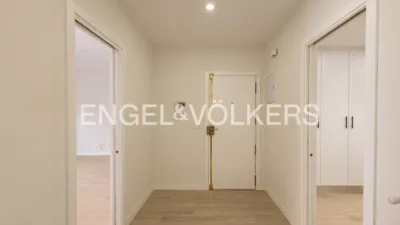 Piso en alquiler en Calle de María de Guzmán, cerca de Calle de Santa Engracia - Imagen 9