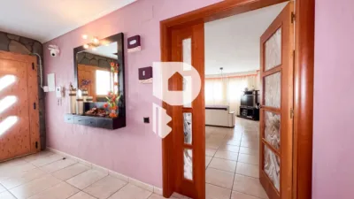 Chalet on Carrer del Riu Muga, 14 photo 25