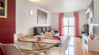 Duplex penthouse with terrace in Can Pastilla, by the sea. Approx. 180m², including approx. 90m² terrace. Living/dining room, fitted and equipped kitchen, 3 double bedrooms with built-in wardrobes, 2 full bathrooms, white lacquered interior joinery, heating/cooling air conditioning, private rooftop terrace of approx. 90m². Privileged location by the sea. photo 3