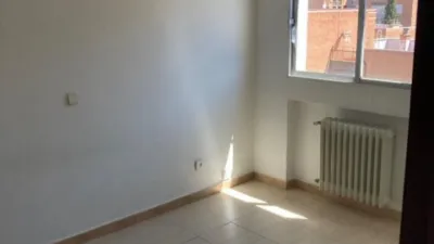 Piso en alquiler en Valdezarza - Imagen 3