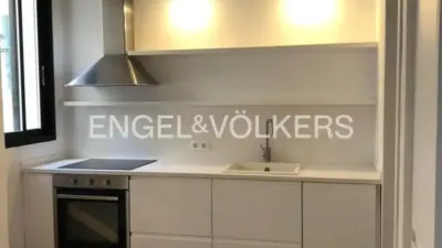 Piso en alquiler en Carrer del Doctor Gil i Morte - Imagen 2