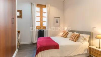 Apartment on Calle de Esparteros photo 26