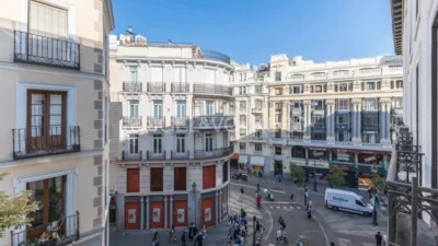 Apartment on Calle de Esparteros photo 30