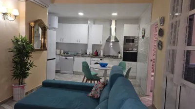 Apartment on Susana Llaneras Street photo 2