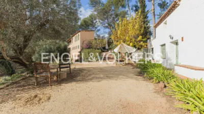 Rustic property in La Palma de Cervelló photo 13