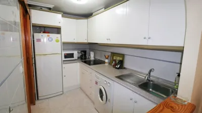 Apartment on Carrer de la Pau photo 7