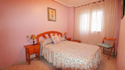 Apartment on Carrer de la Pau photo 9