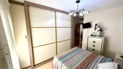 Apartment on Avenida de Nicolás Salmerón, 22 photo 5