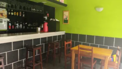 Local comercial en venta en Pumarín - Widok 4