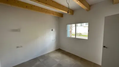 Apartment on Carrer d'Isaac Peral photo 11