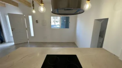 Apartment on Carrer d'Isaac Peral photo 5