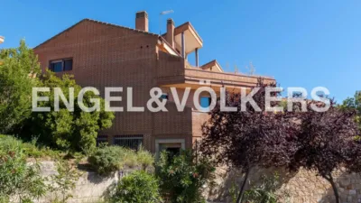 Terraced House in La Pizarra photo 31
