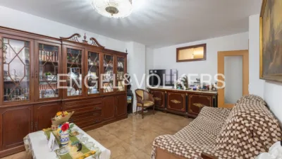 Apartment on Carrer del Comte de Montornés photo 12
