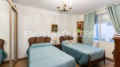 Apartment on Carrer del Comte de Montornés photo 46
