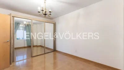 Apartment on Carrer del Comte de Montornés photo 47