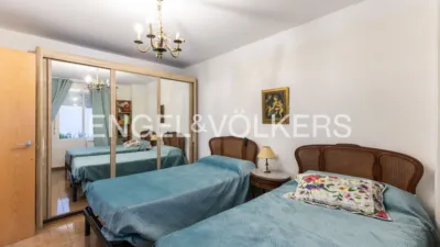 Apartment on Carrer del Comte de Montornés photo 48