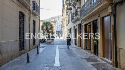 Apartment on Carrer del Comte de Montornés photo 52