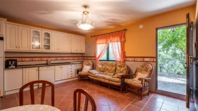 Rustic house on Calle del Serranillo photo 22