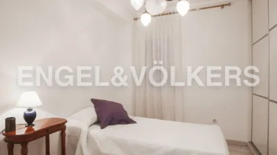 Apartamento en alquiler en Carrer de Lluís Oliag, cerca de Calle de Zapadores, Montolivet (Distrito Quatre Carreres. València Capital) de 1.600 €<span>/mes</span>