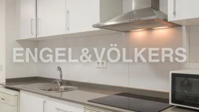 Apartamento en alquiler en Carrer de Lluís Oliag, cerca de Calle de Zapadores, Montolivet (Distrito Quatre Carreres. València Capital) de 1.600 €<span>/mes</span>