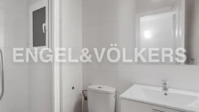 Apartamento en alquiler en Carrer de Lluís Oliag, cerca de Calle de Zapadores, Montolivet (Distrito Quatre Carreres. València Capital) de 1.600 €<span>/mes</span>