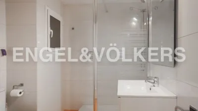 Apartamento en alquiler en Carrer de Lluís Oliag, cerca de Calle de Zapadores, Montolivet (Distrito Quatre Carreres. València Capital) de 1.600 €<span>/mes</span>