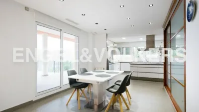 Casa rústica en alquiler en Urbanizaciones Cumbres de Calicanto-Manyes-Barbeta, Urbanizaciones Cumbres de Calicanto-Manyes-Barbeta (Torrent) de 11.900 €<span>/mes</span>