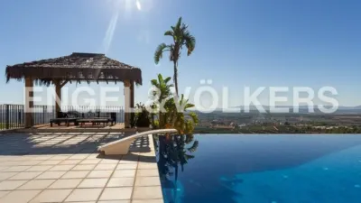 Casa rústica en alquiler en Urbanizaciones Cumbres de Calicanto-Manyes-Barbeta, Urbanizaciones Cumbres de Calicanto-Manyes-Barbeta (Torrent) de 11.900 €<span>/mes</span>