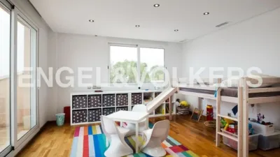 Casa rústica en alquiler en Urbanizaciones Cumbres de Calicanto-Manyes-Barbeta, Urbanizaciones Cumbres de Calicanto-Manyes-Barbeta (Torrent) de 11.900 €<span>/mes</span>