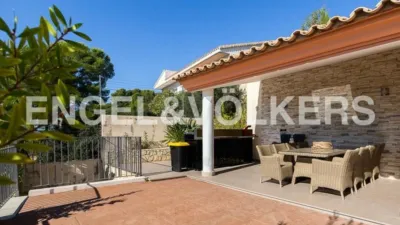 Casa rústica en alquiler en Urbanizaciones Cumbres de Calicanto-Manyes-Barbeta, Urbanizaciones Cumbres de Calicanto-Manyes-Barbeta (Torrent) de 11.900 €<span>/mes</span>