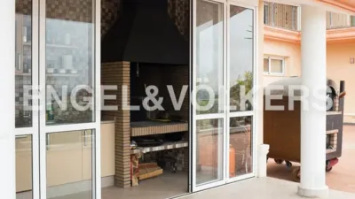 Casa rústica en alquiler en Urbanizaciones Cumbres de Calicanto-Manyes-Barbeta, Urbanizaciones Cumbres de Calicanto-Manyes-Barbeta (Torrent) de 11.900 €<span>/mes</span>