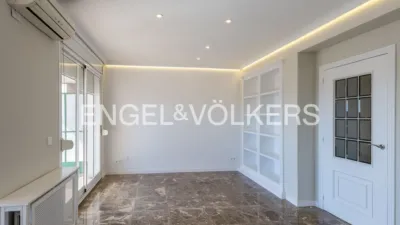 Piso en alquiler en Carrer de San Vicente Mártir, cerca de Calle de Roig de Corella - Imagen 3